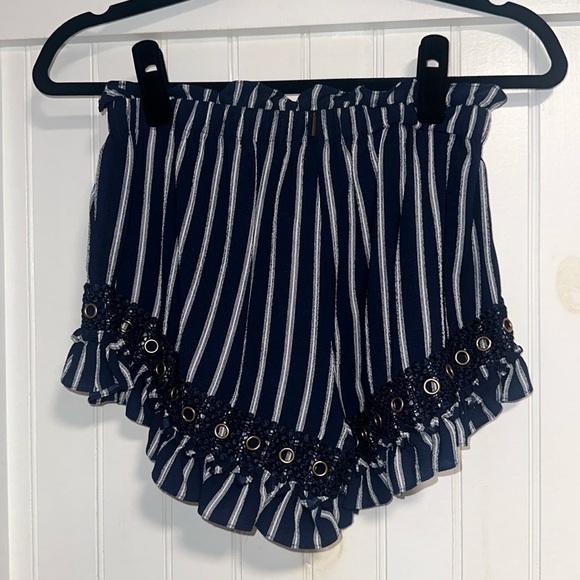 MISA Los Angeles Sabrine Short - Picture 7 of 7